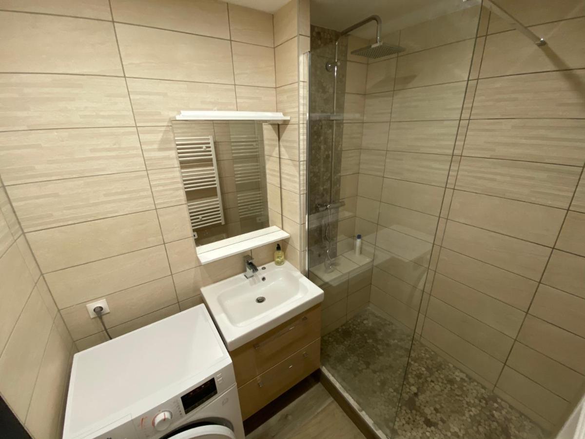 09 Chic & Cosy Grand Appart 4 Pieces 75M2 Hypercentre Wifi Smart Tv Netflix Saint-Etienne  Exterior foto